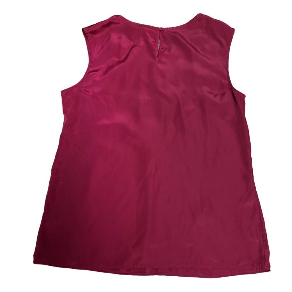 Merona Burgundy Pleated Round Neck Sateen Sleeveless Shell Tank Top - Size Large - Picture 2 of 5